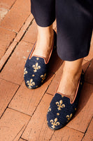 Fleur de Lis/Navy Color