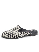 White Fish Scale Color