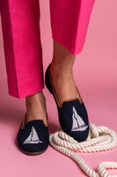 White/Navy Sailboat Color